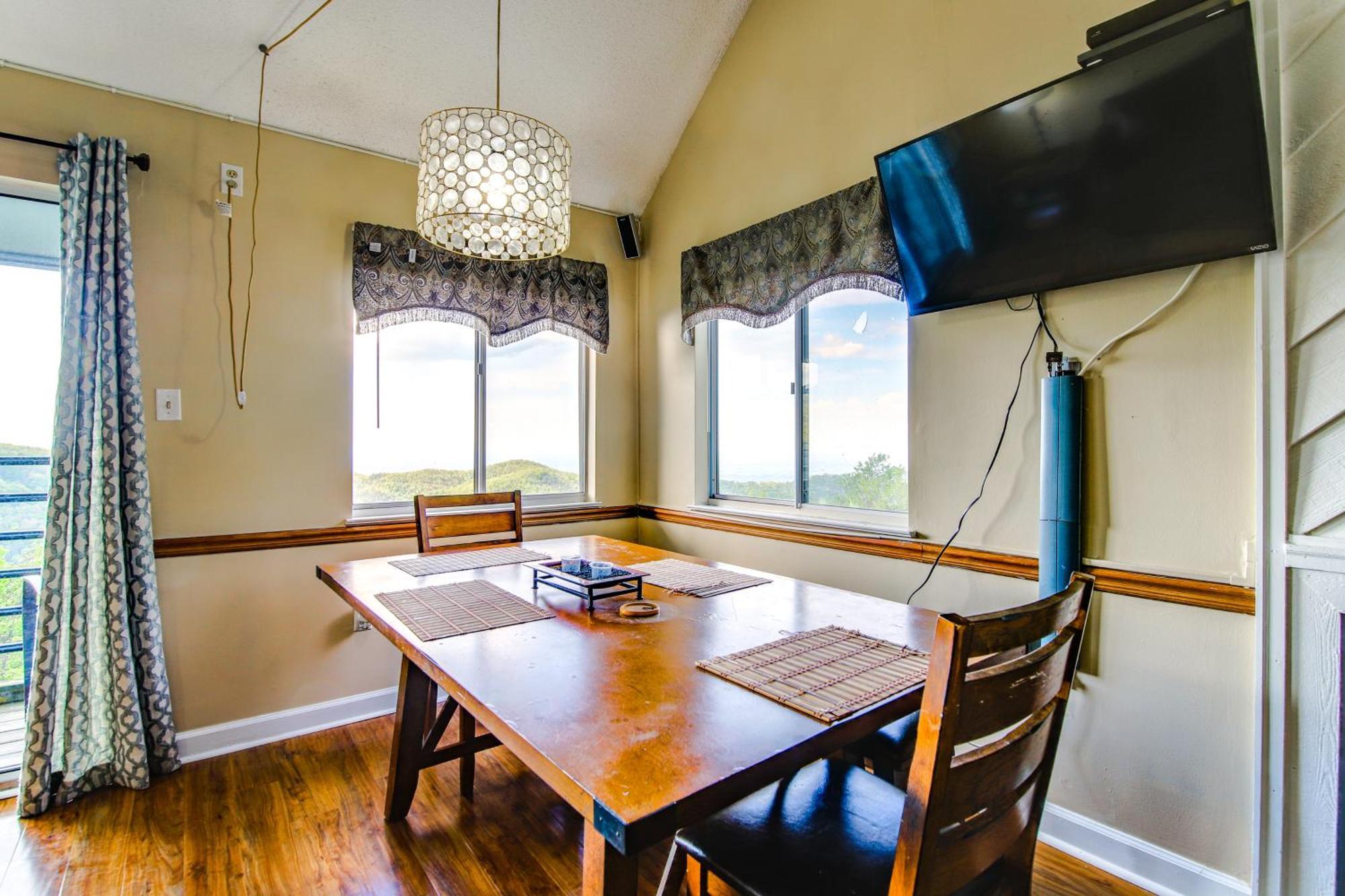 Gatlinburg Mountaintop Condo With Balcony And Views! Екстериор снимка