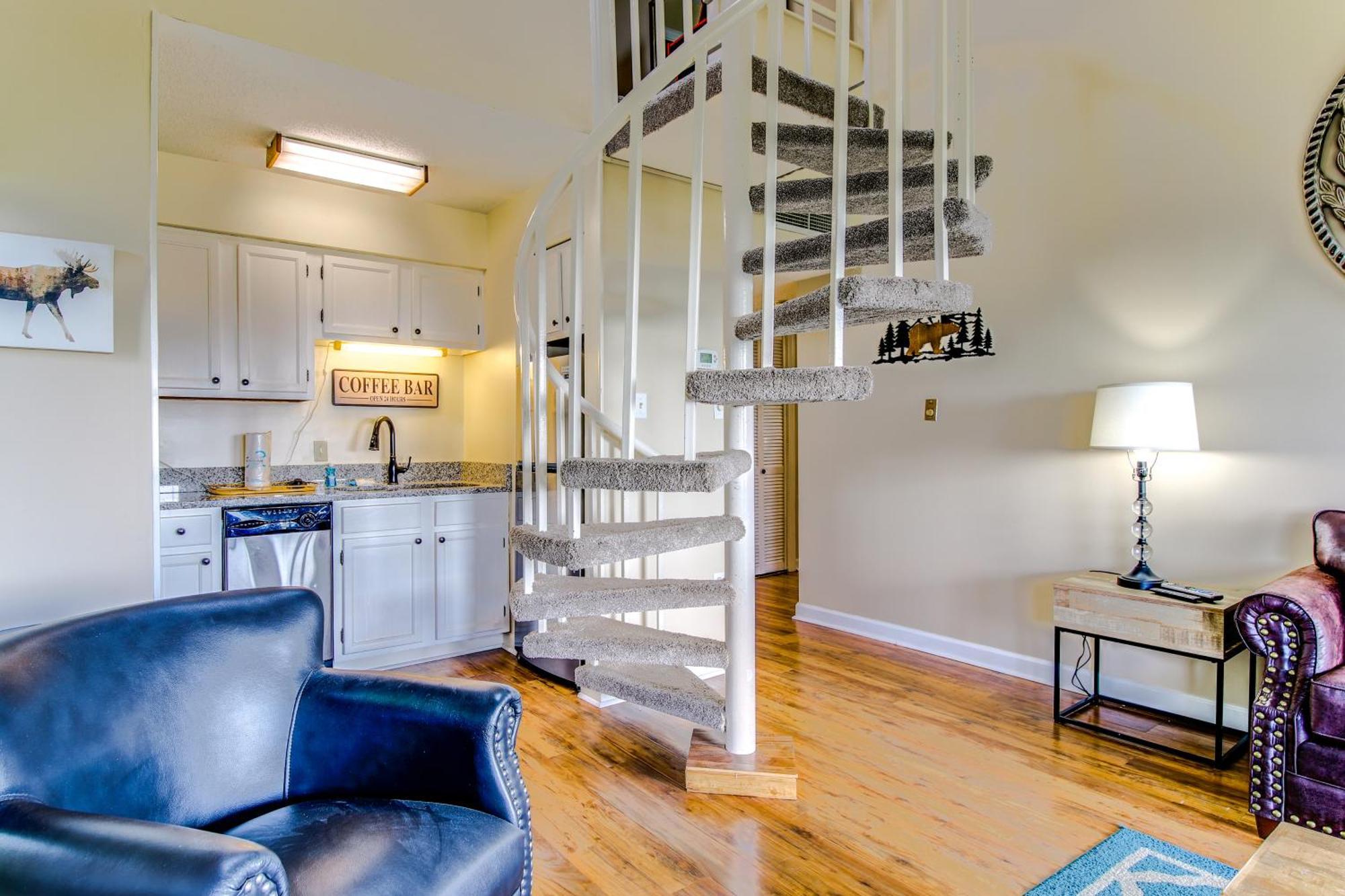 Gatlinburg Mountaintop Condo With Balcony And Views! Екстериор снимка