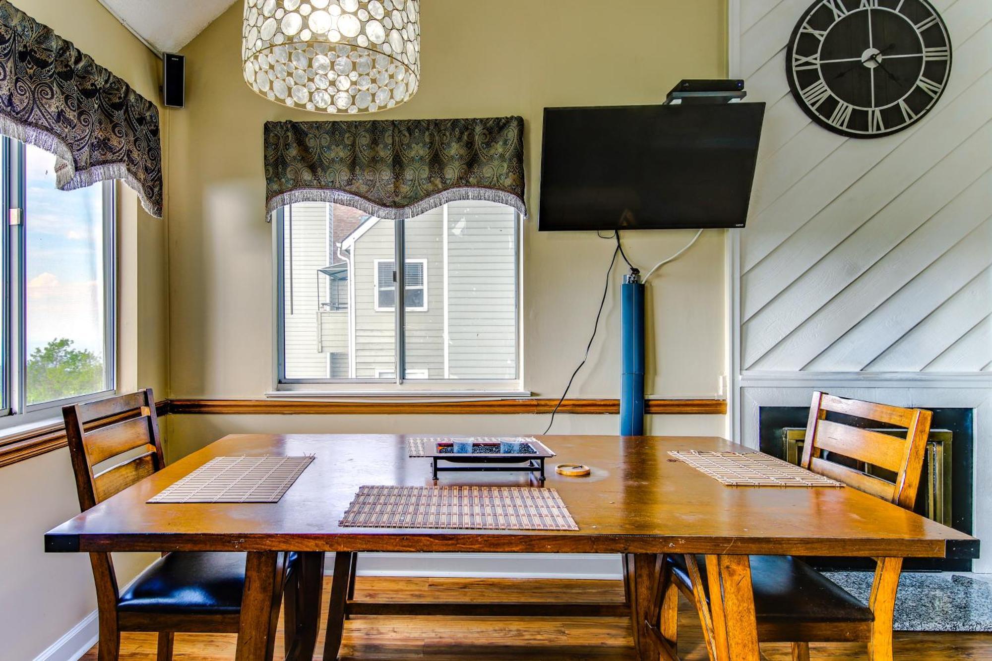 Gatlinburg Mountaintop Condo With Balcony And Views! Екстериор снимка